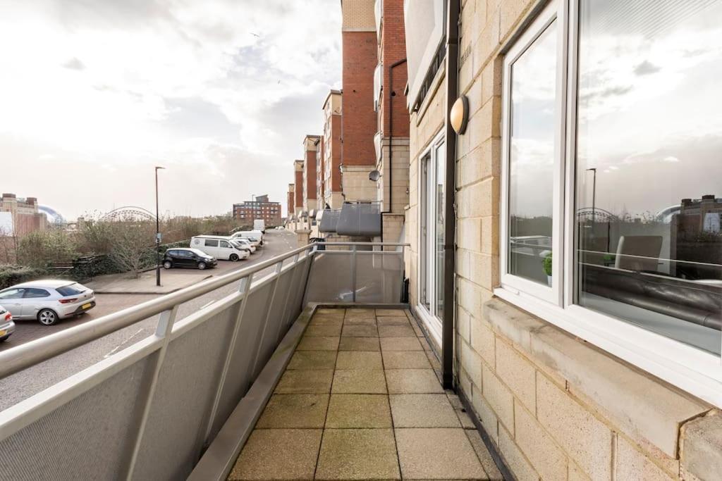 Apartament Stunning Flat By Quayside With Balcony!! Newcastle upon Tyne Zewnętrze zdjęcie