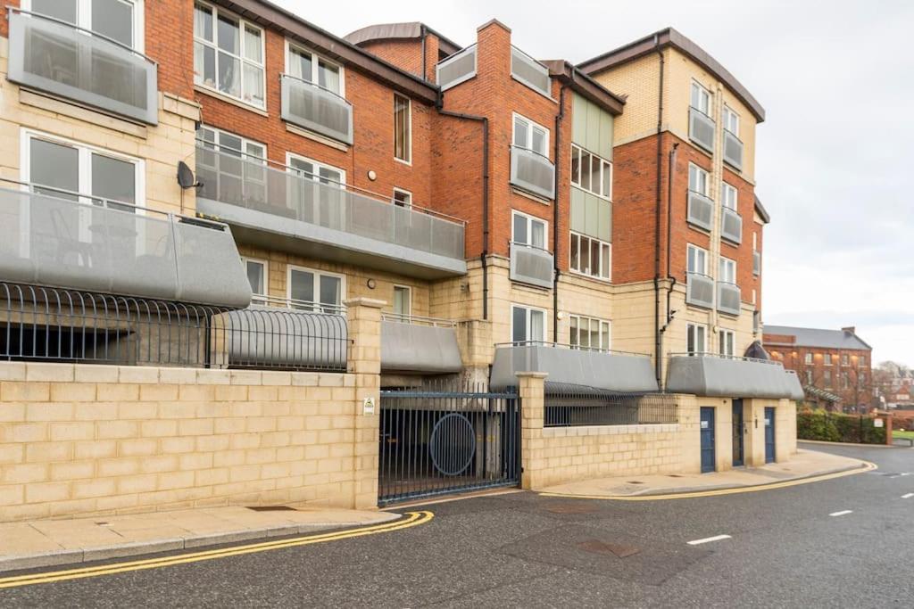 Apartament Stunning Flat By Quayside With Balcony!! Newcastle upon Tyne Zewnętrze zdjęcie
